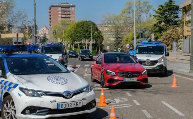 La Guardia Civil cerca Valladolid con controles en la A-62 y la A-6 para evitar desplazamientos