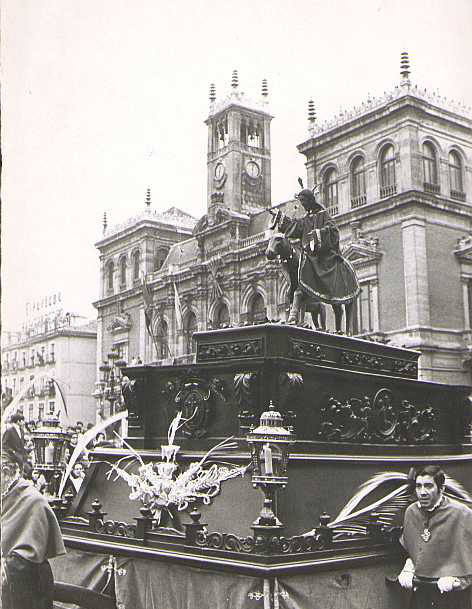 Procesión de la Borriquilla en Valladolid en la década de los setenta. 
