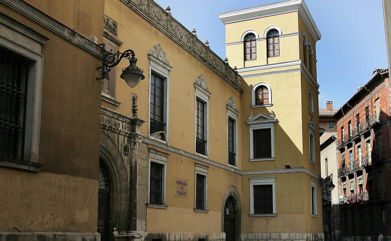 Sede del Arzobispado de Valladolid. 