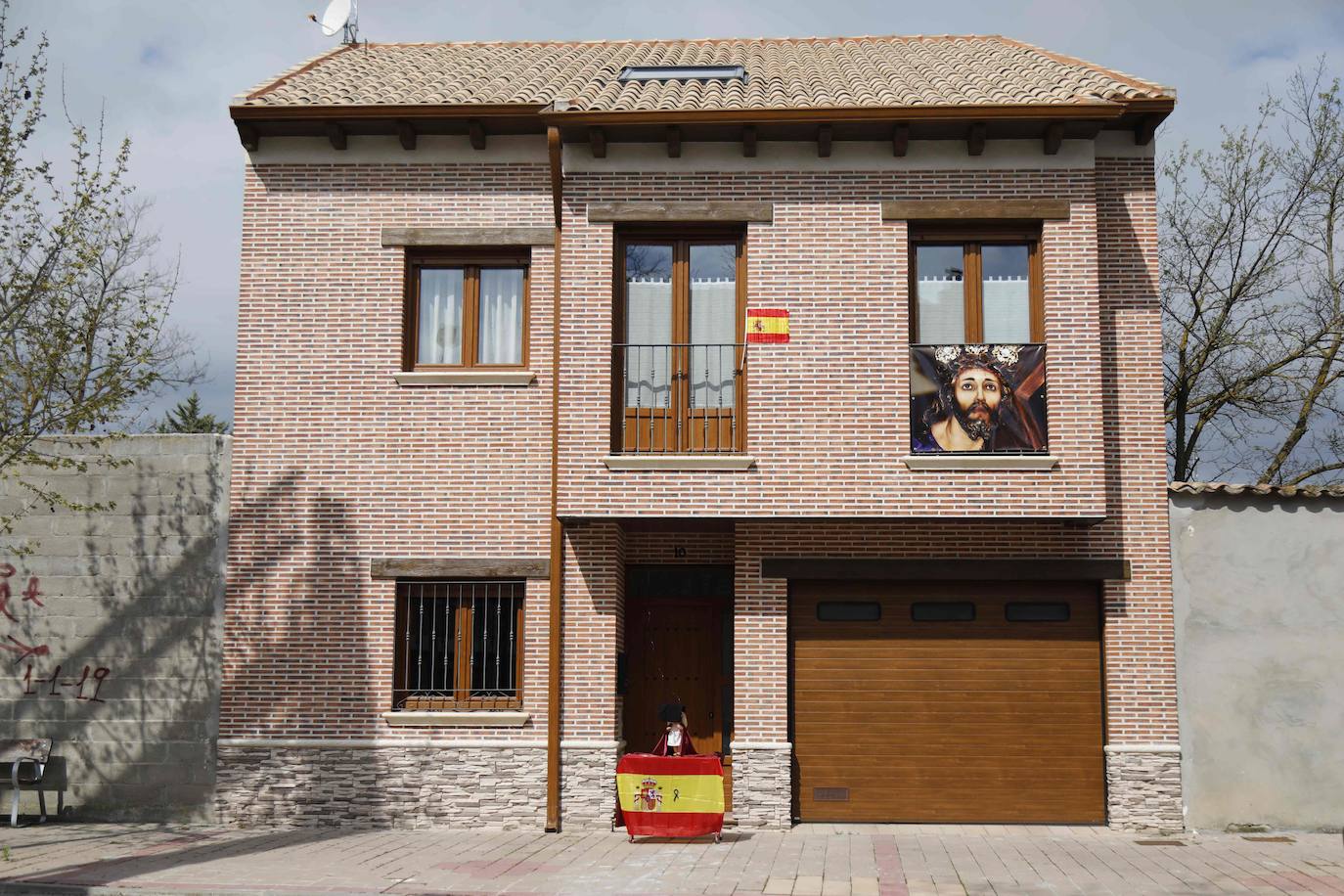 Simbólica Bajada del Ángel en Peñafiel.