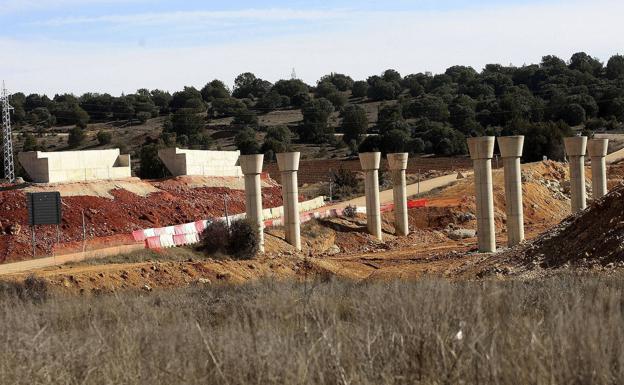 Las administraciones suspenden 139 licitaciones de obra pública en Castilla y León por valor de 170 millones