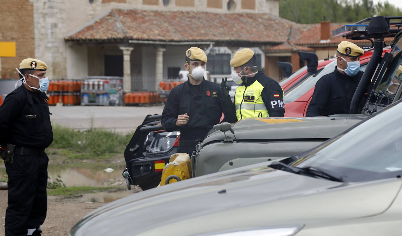 La UME prosigue con tareas de desinfección en Palencia.