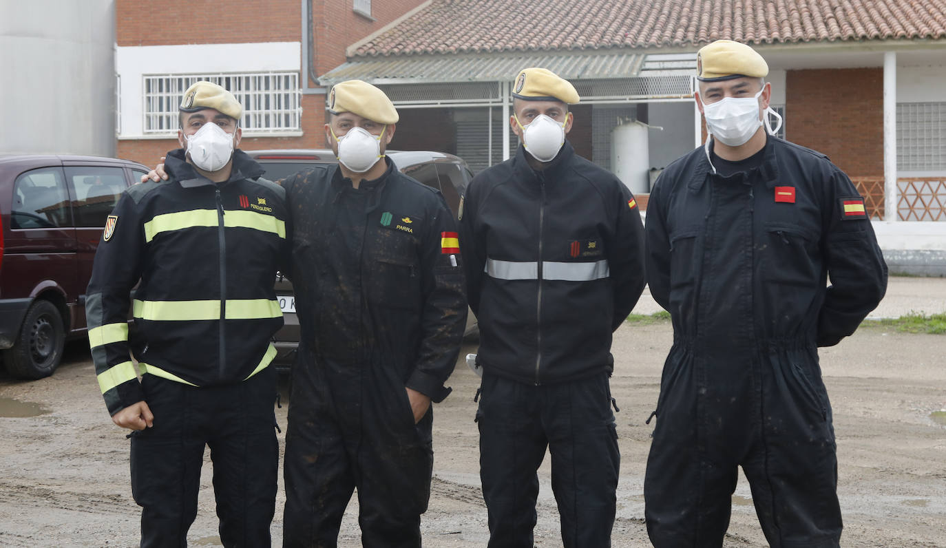 La UME prosigue con tareas de desinfección en Palencia.