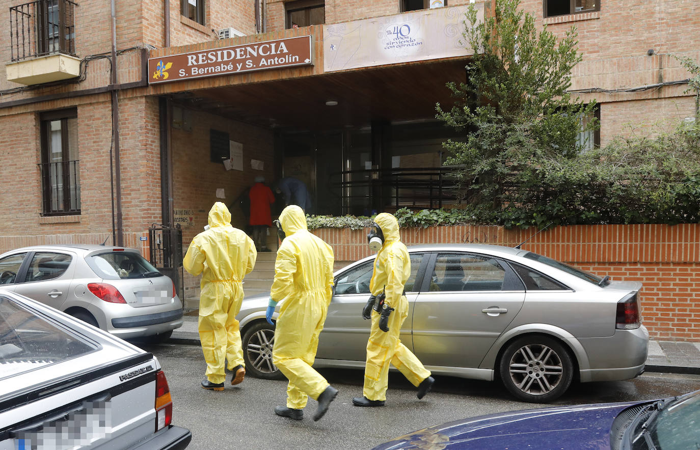 La UME prosigue con tareas de desinfección en Palencia.