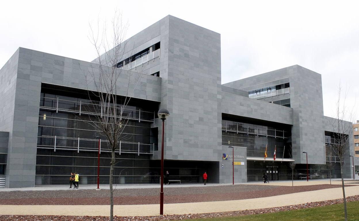 Edificio de la Agencia Tributaria en Valladolid. 