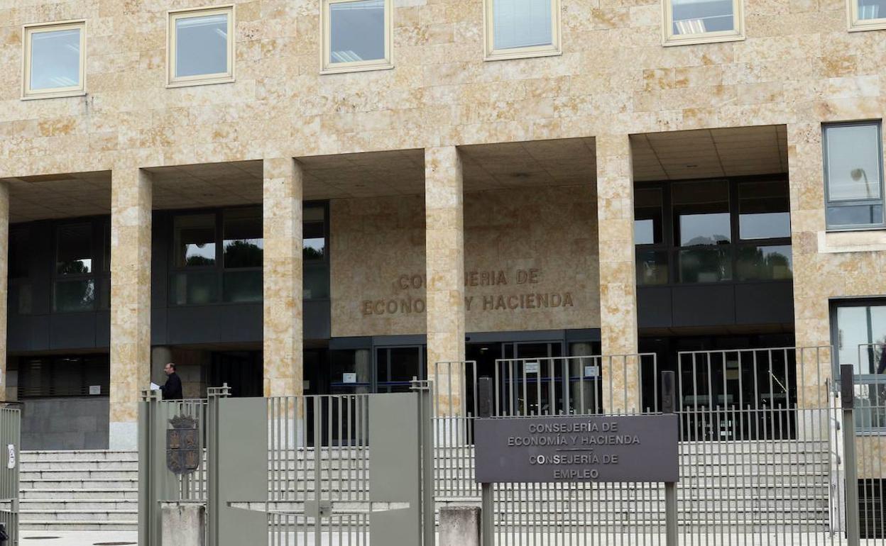 Edificio de la Consejería de Economía y Hacienda, en Valladolid