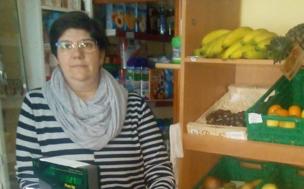 «Llevamos la compra a las personas mayores para darles facilidades»