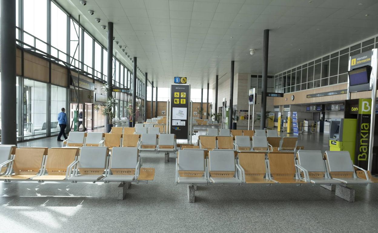 Aeropuerto de Villanubla durante el estado de alarma. 