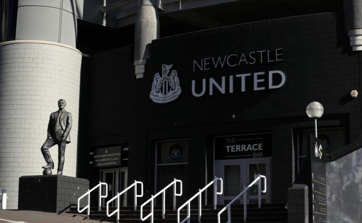 Entrada a St James' Park, estadio del Newcastle. 