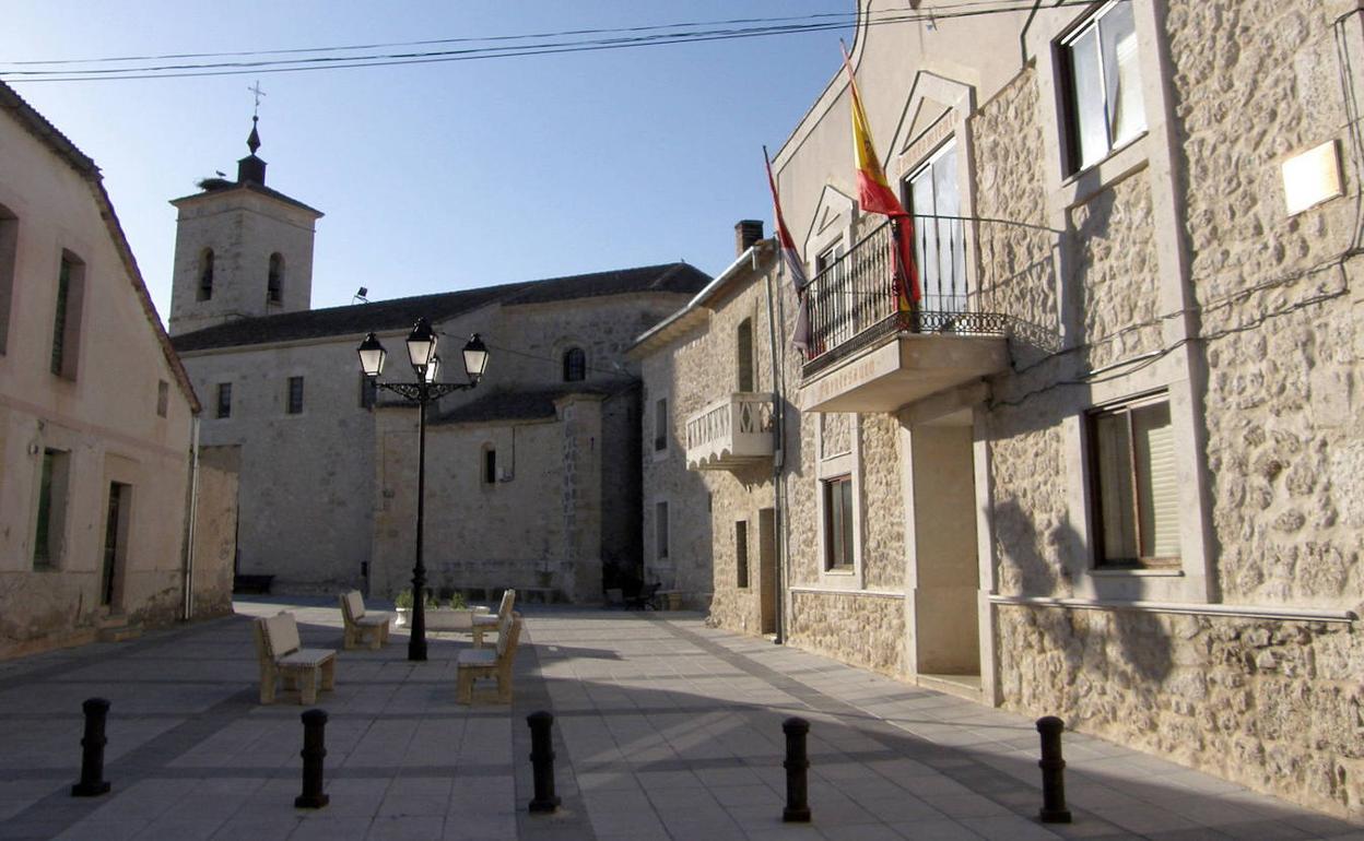 Calle peatonal de Fuentesaúco de Fuentidueña.