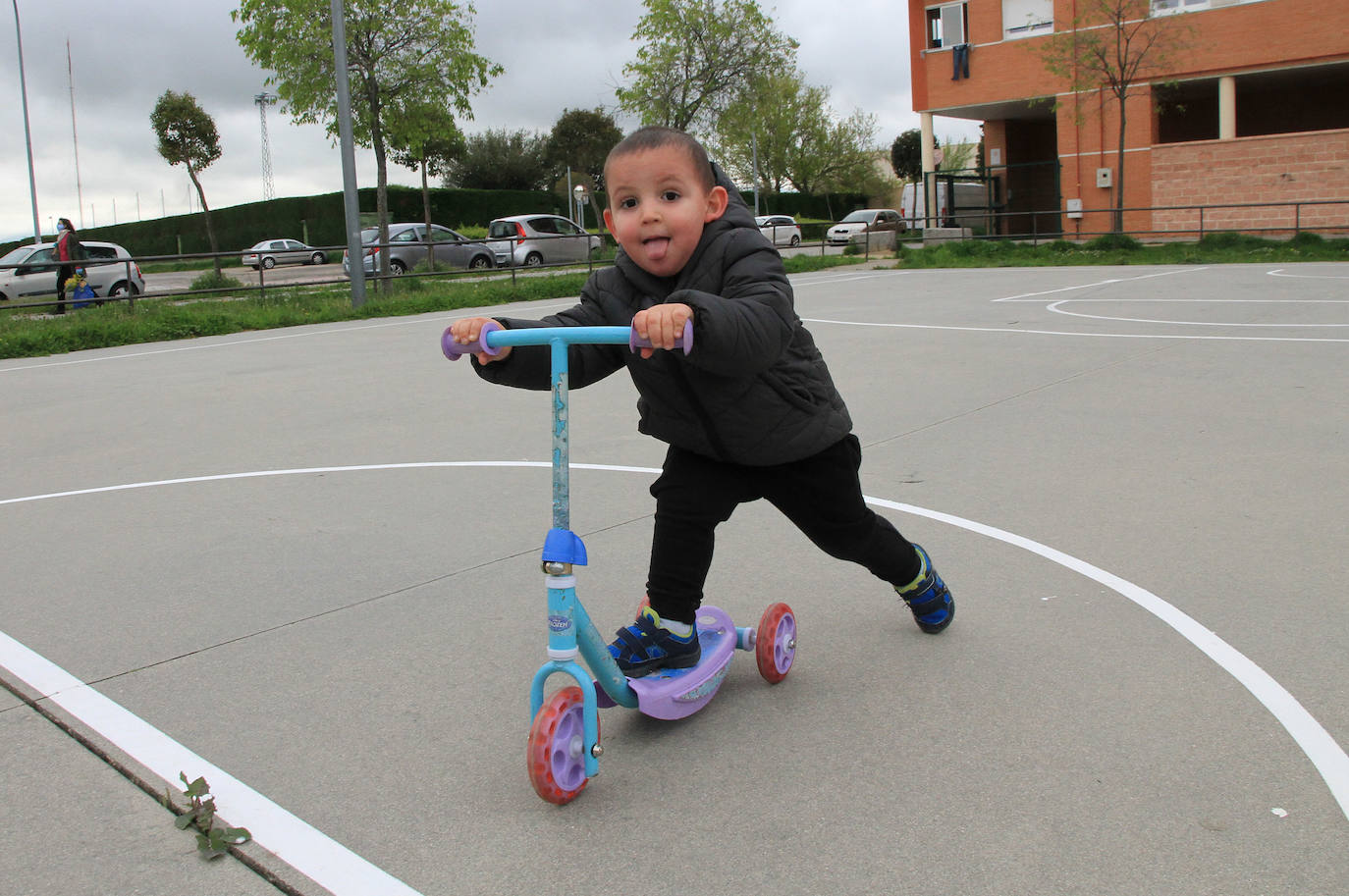 Las calles de Segovia vuelven a ser de los niños. 