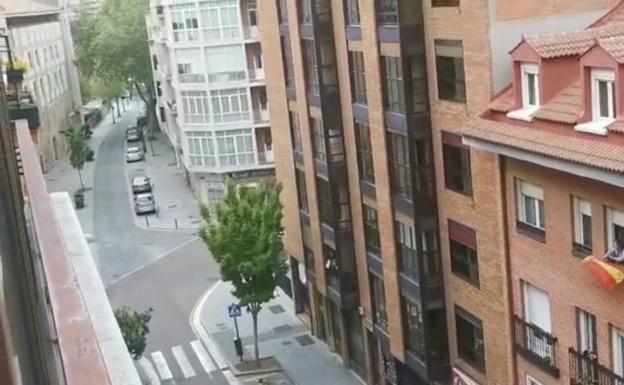 Cacerolada en varias ciudades, entre ellas Valladolid, contra el Gobierno por su gestión de la crisis