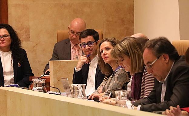 El PSOE propone bonos de comida para menores canjeables en los establecimientos de Salamanca