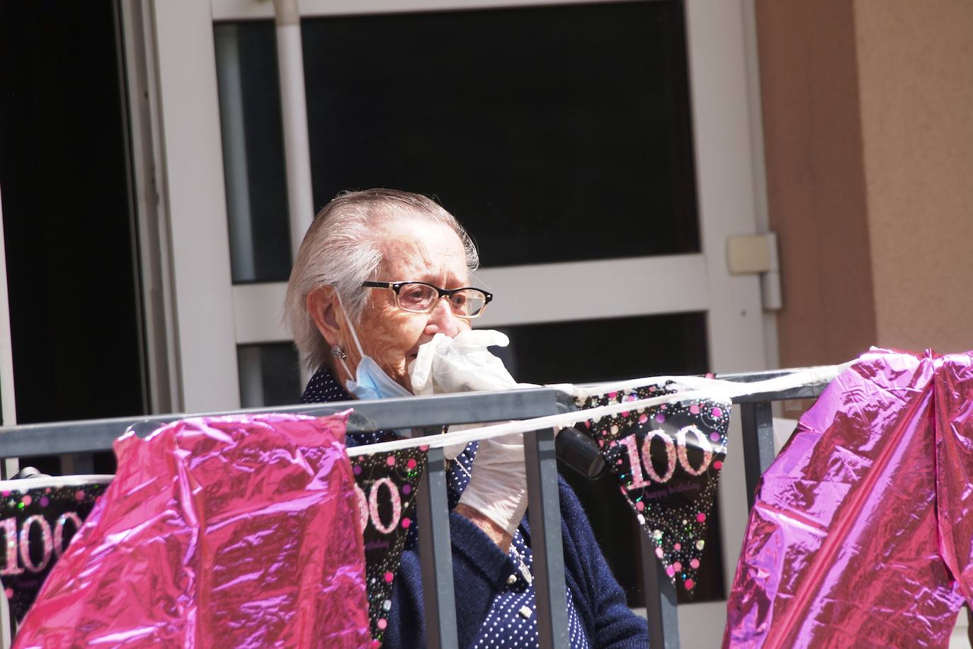 Fotos: Teodora Aceves Cabrero celebra su 100 cumpleaños en la residencia Santa María de los Mártires de Íscar