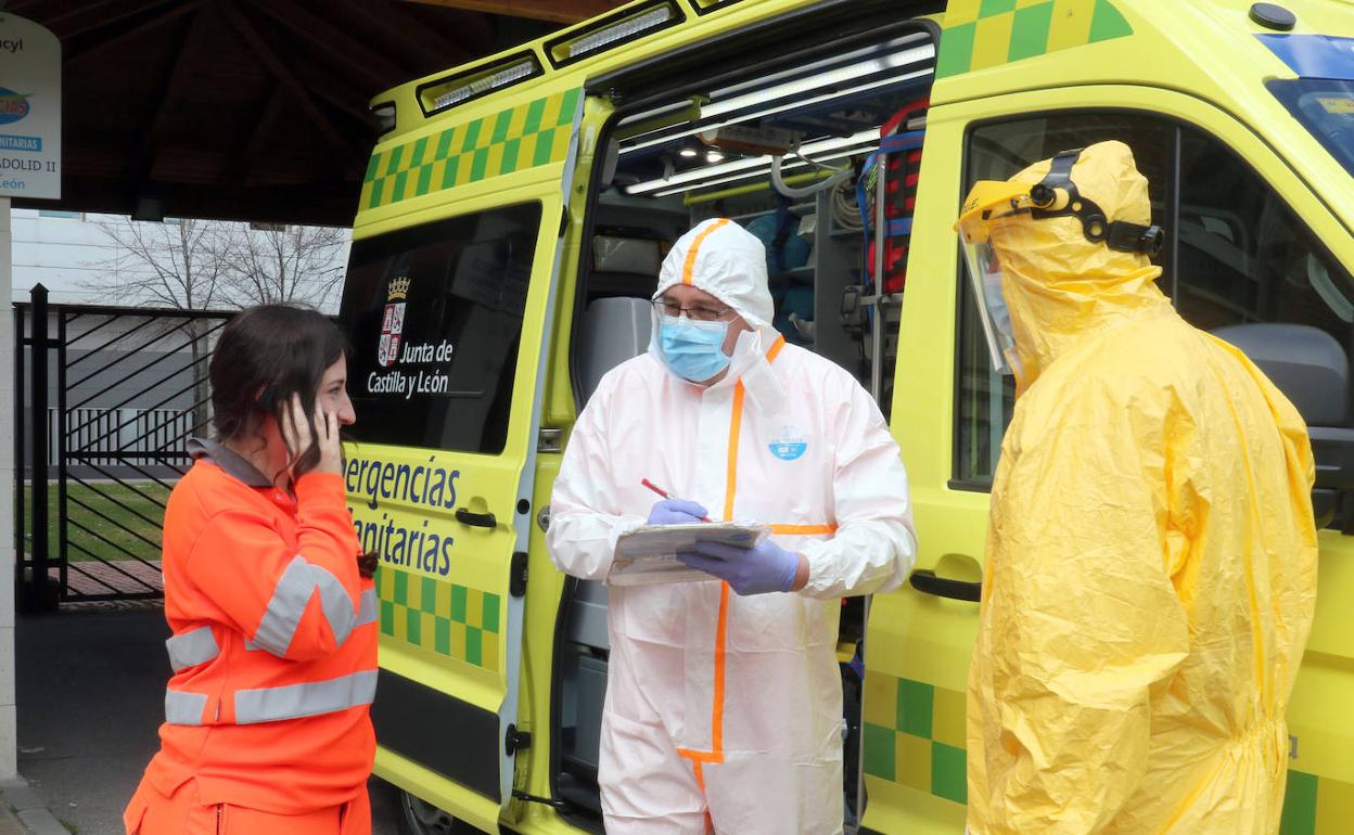 Personal sanitario de Emergencias de Valladolid. 