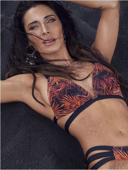 Fotos: Así posa Pilar Rubio con los modelos de su primera colección de baño