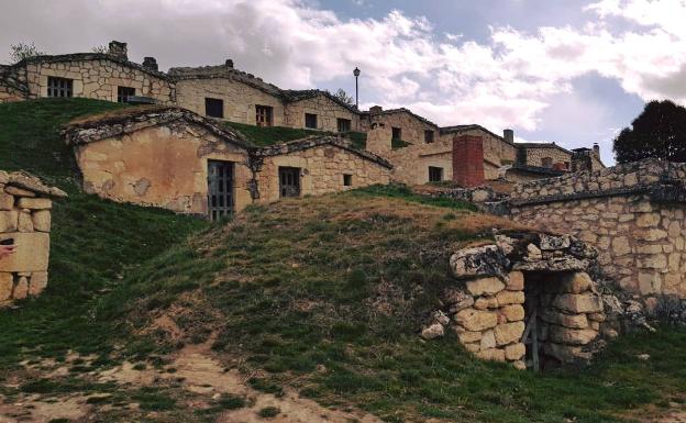 Imagen principal - El barrio de bodegas de Moradillo de Roa obtiene el Premio Patrimonio Europeo a la Conservación