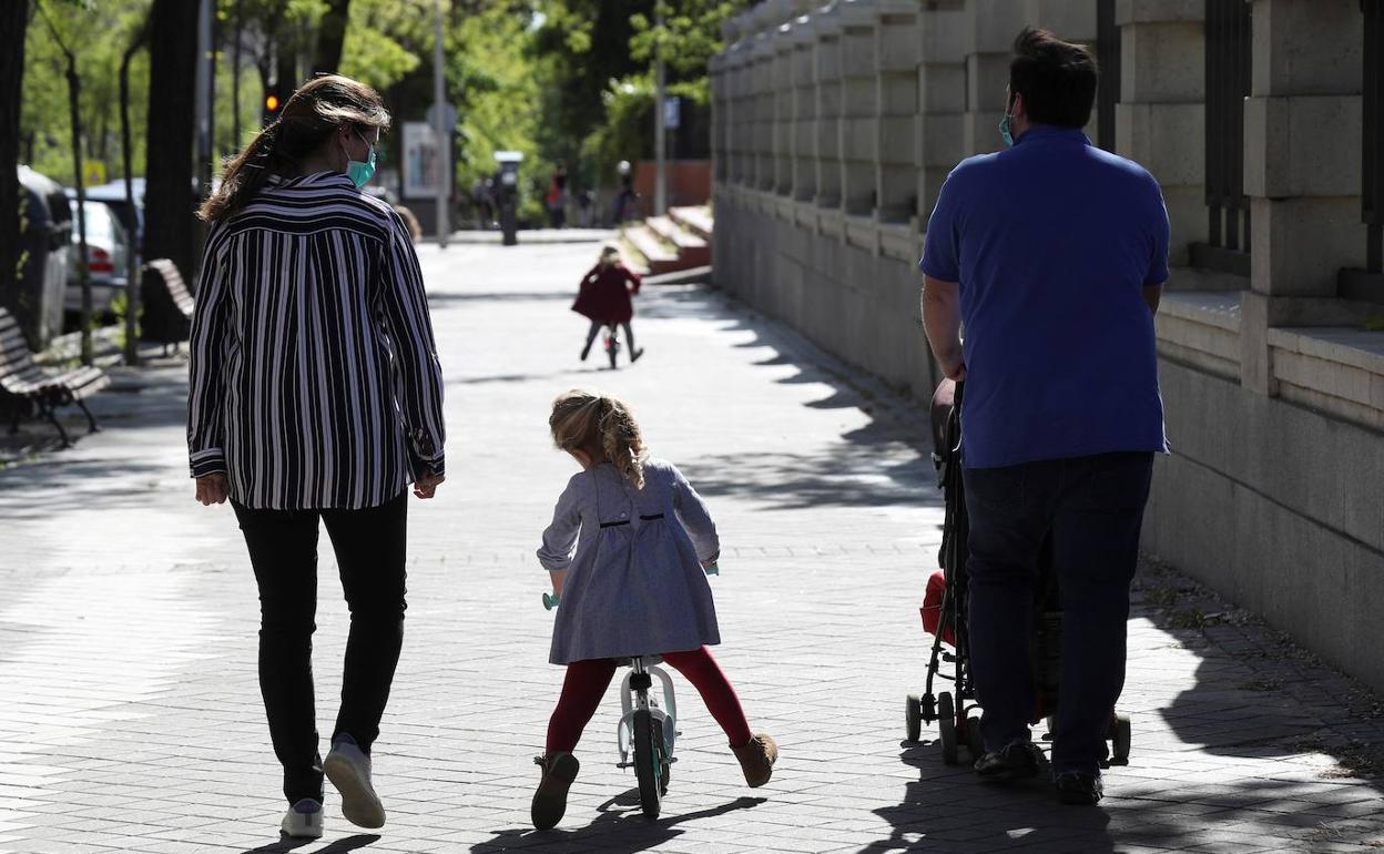 Coronavirus Castilla y León: Familia convoca dos millones de euros en ayudas para favorecer la conciliación familiar y laboral