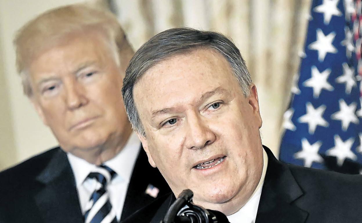 Donald Trump Y Mike Pompeo.