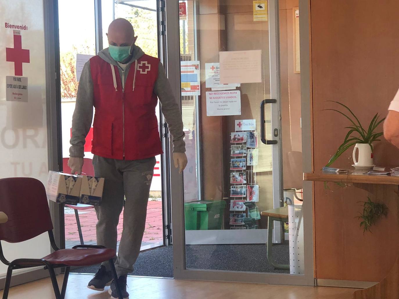 La ONG ha atendido a más de 66.000 personas en Castilla y León desde que comenzó lña crisis del coronavirus. El trabajo de sus 2.738 voluntarios ha sido fundamental en esta labor. 