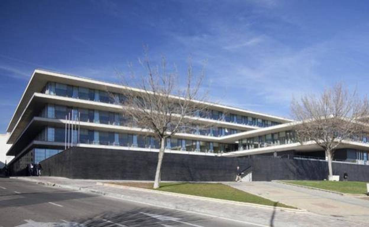 Edificio de la Delegación Territorial de la Junta. 