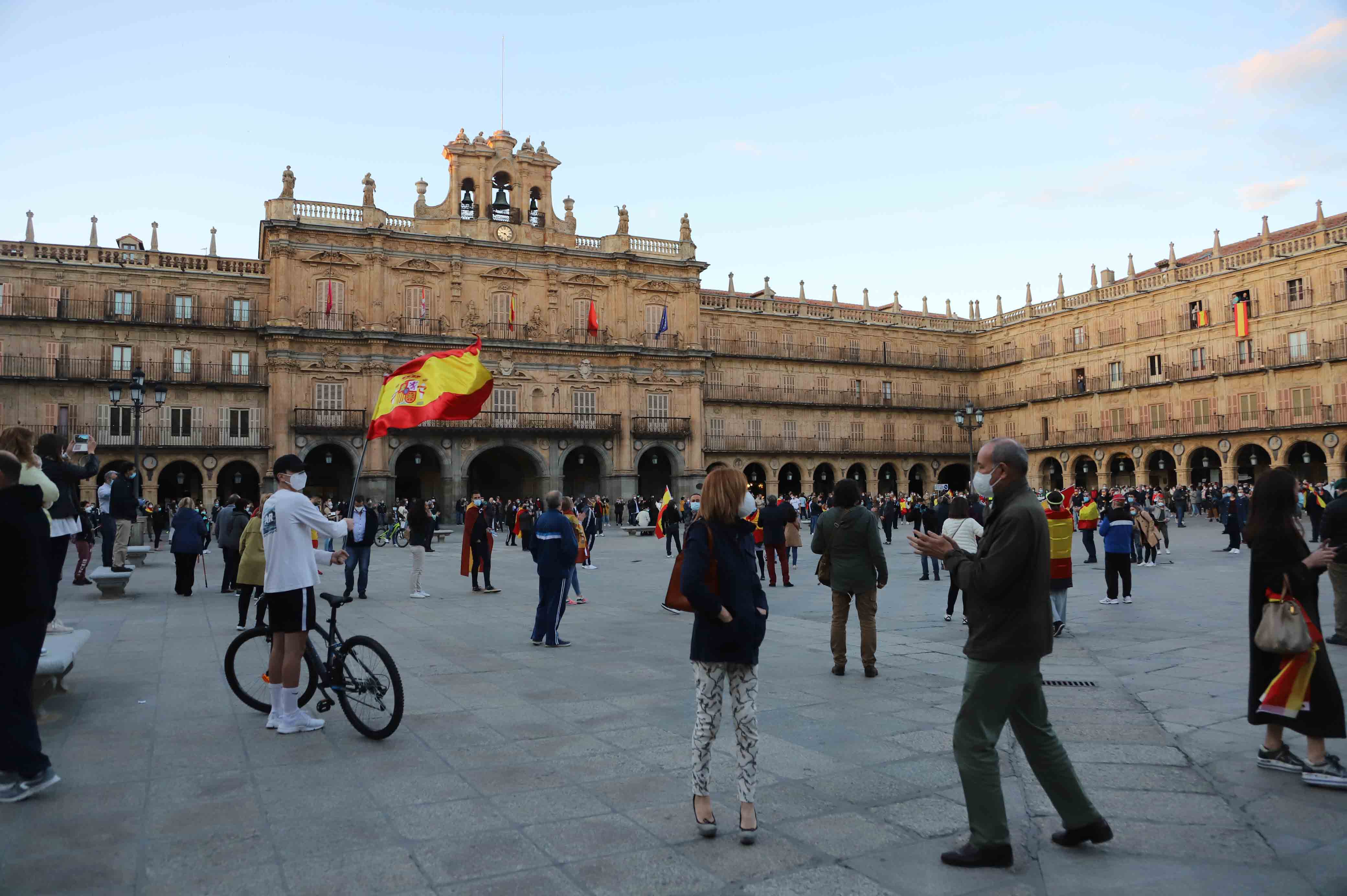 Fotos: Manifestación contra el Gobierno en Salamanca