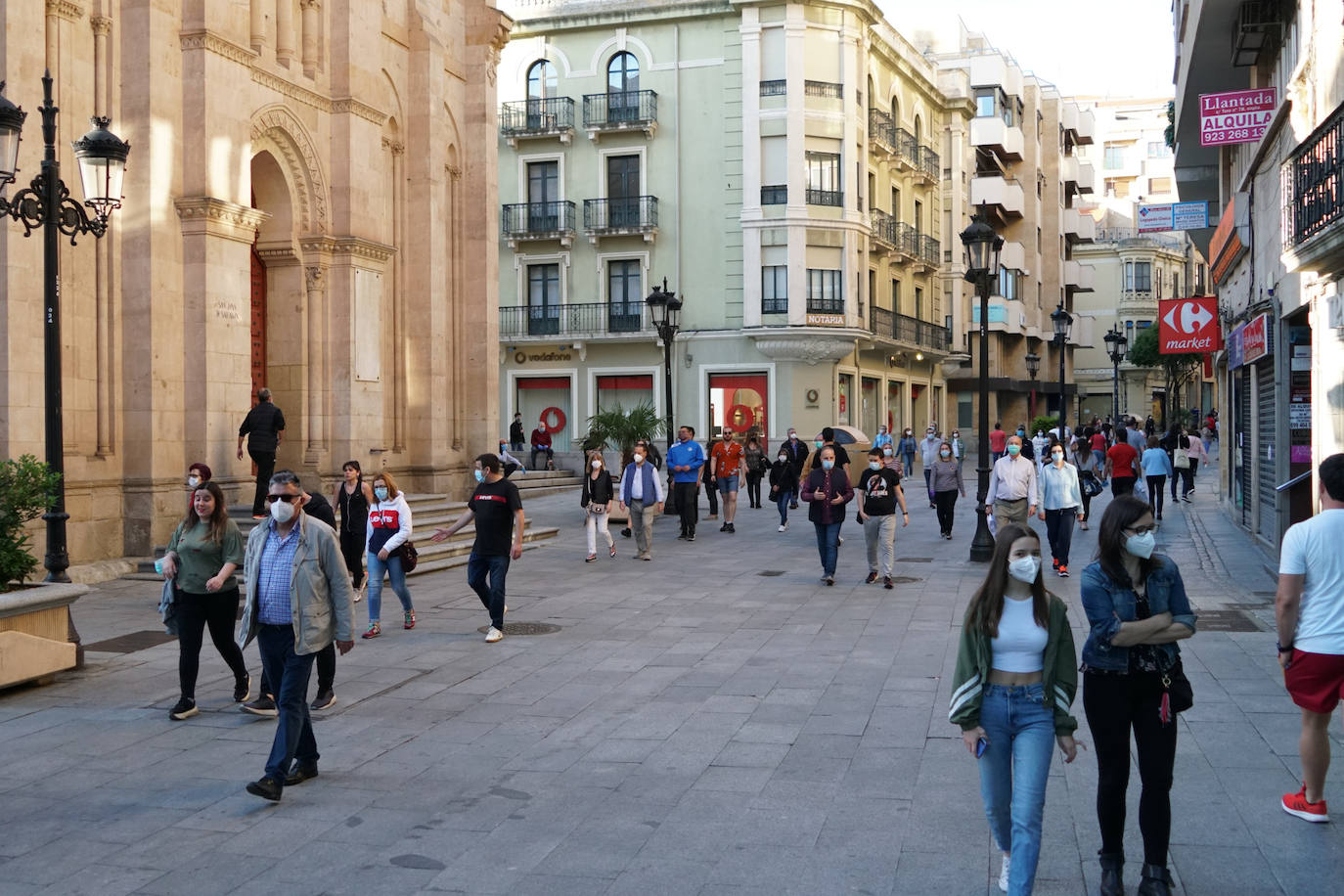 Fotos: Salamanca vuelve a salir de escaparates