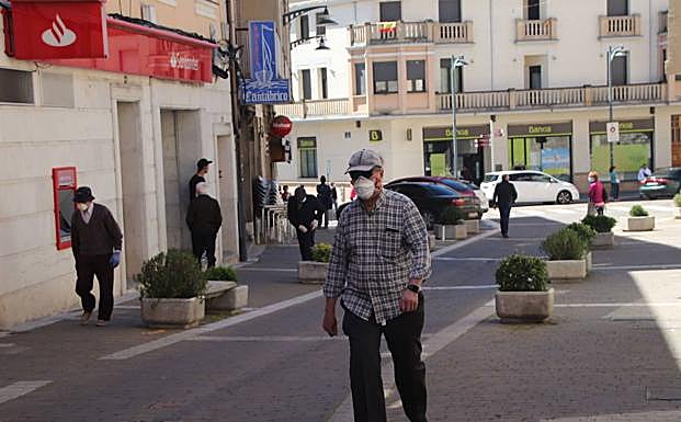 Cuéllar mantiene las restricciones horarias a la espera del BOE