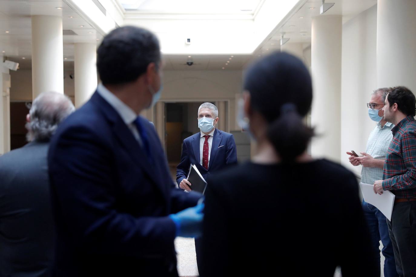 El ministro del Interior, Fernando Grande-Marlaska, a su llegada al Senado para la sesión de control al Gobierno. 