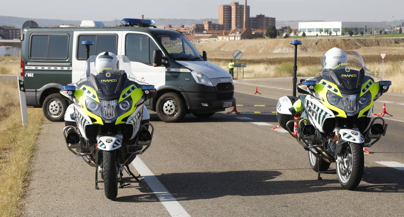 Control de la Guardia Civil de Tráfico. 