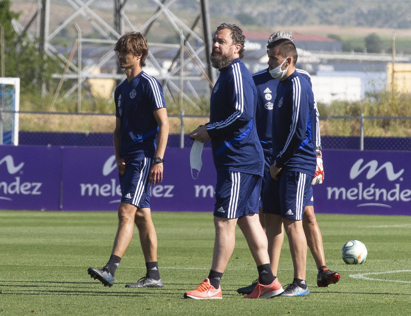 La plantilla de Sergio González se ha ejercitado esta mañana en las instalaciones del Pucela. 
