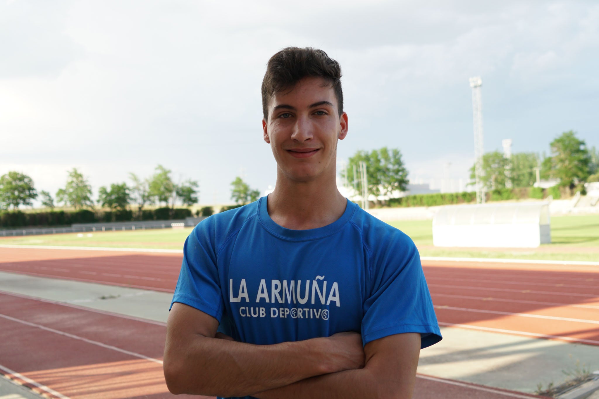 Fotos: Las Pistas de Atletismo del Helmántico se abren para los atletas