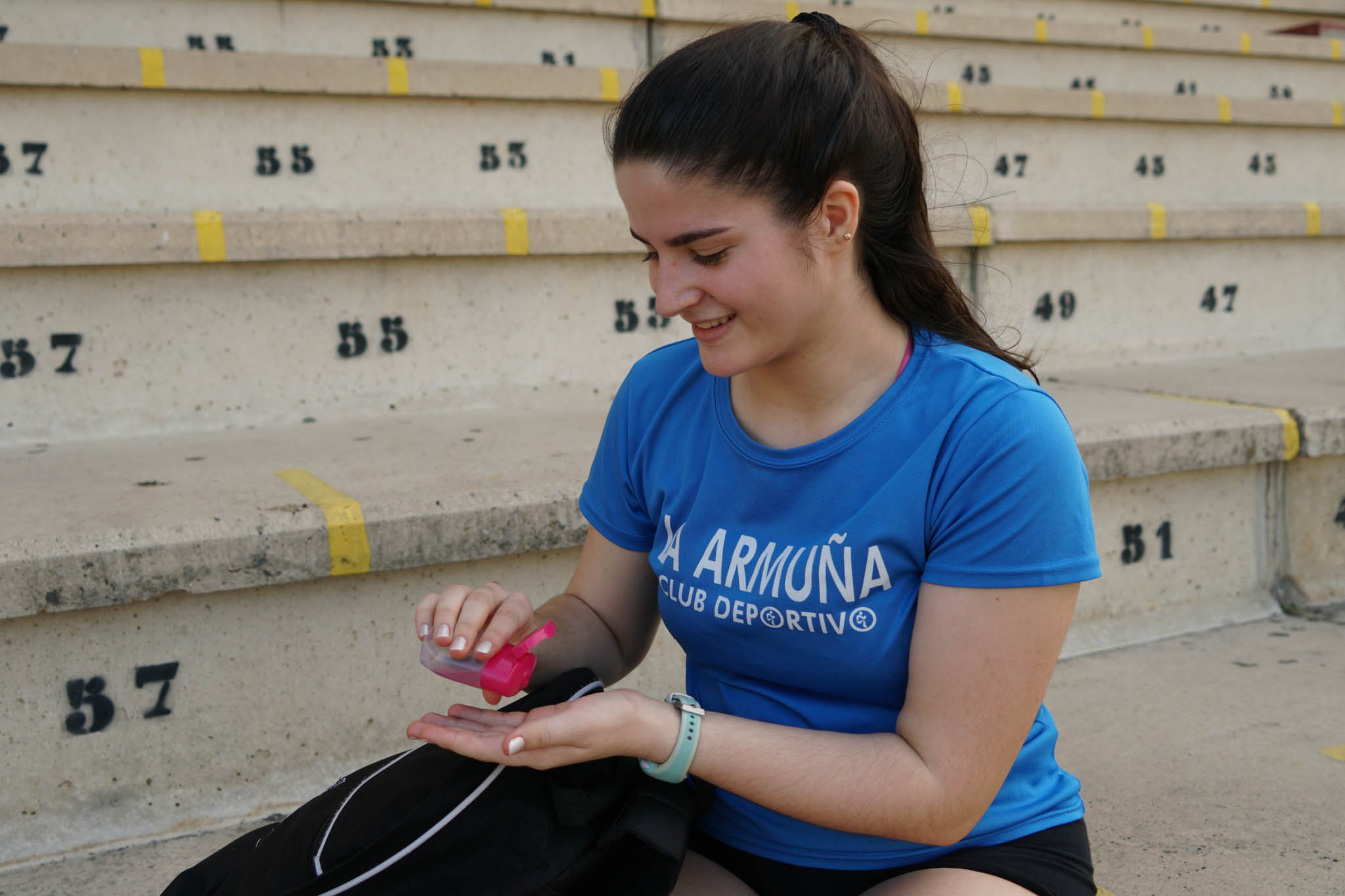 Fotos: Las Pistas de Atletismo del Helmántico se abren para los atletas