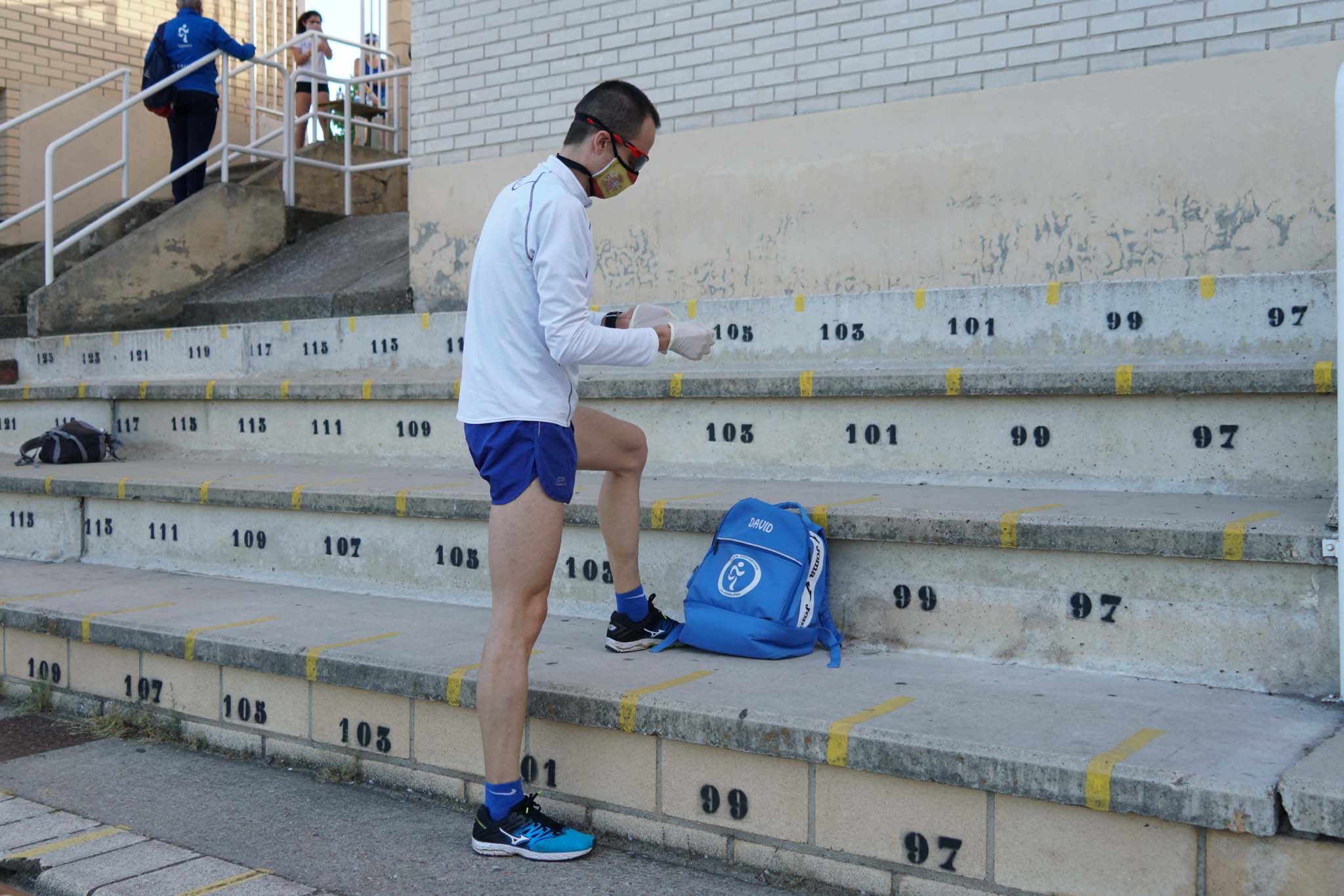 Fotos: Las Pistas de Atletismo del Helmántico se abren para los atletas