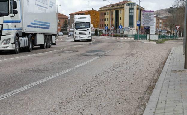 Detenido por conducir de forma temeraria y acelerar contra unos guardias civiles en Peñafiel