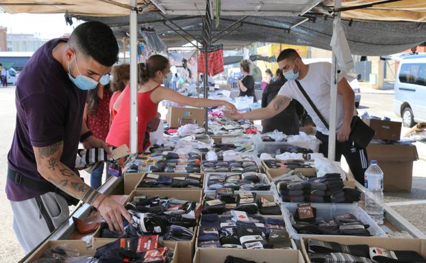 «¿Pero ha vuelto el mercadillo en Palencia?»