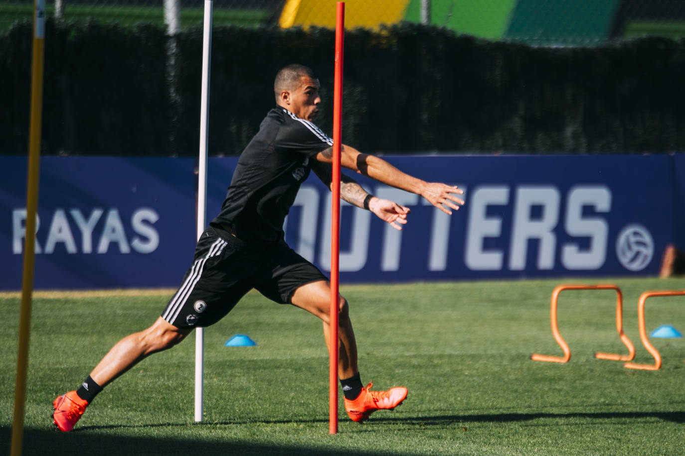 Fotos: La primera plantilla del Real Valladolid continúa trabajando a buen ritmo