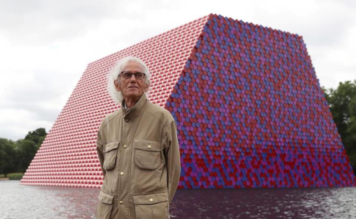 Christo, una vida de arte 'empaquetado'