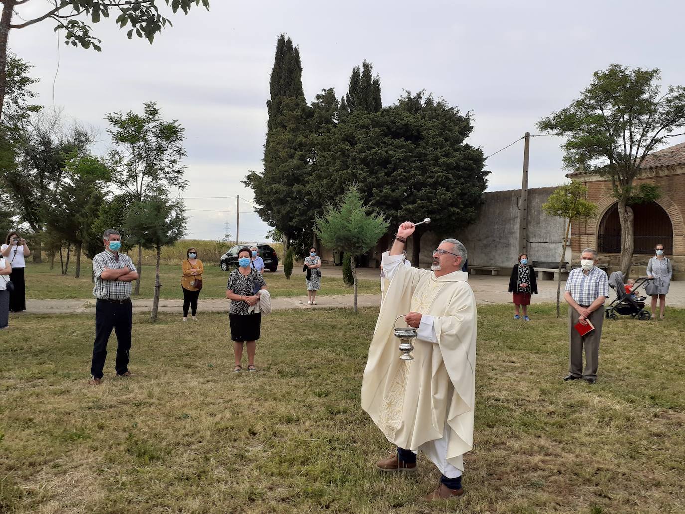 Fotos: Villafrechós celebra la bendición de los campos