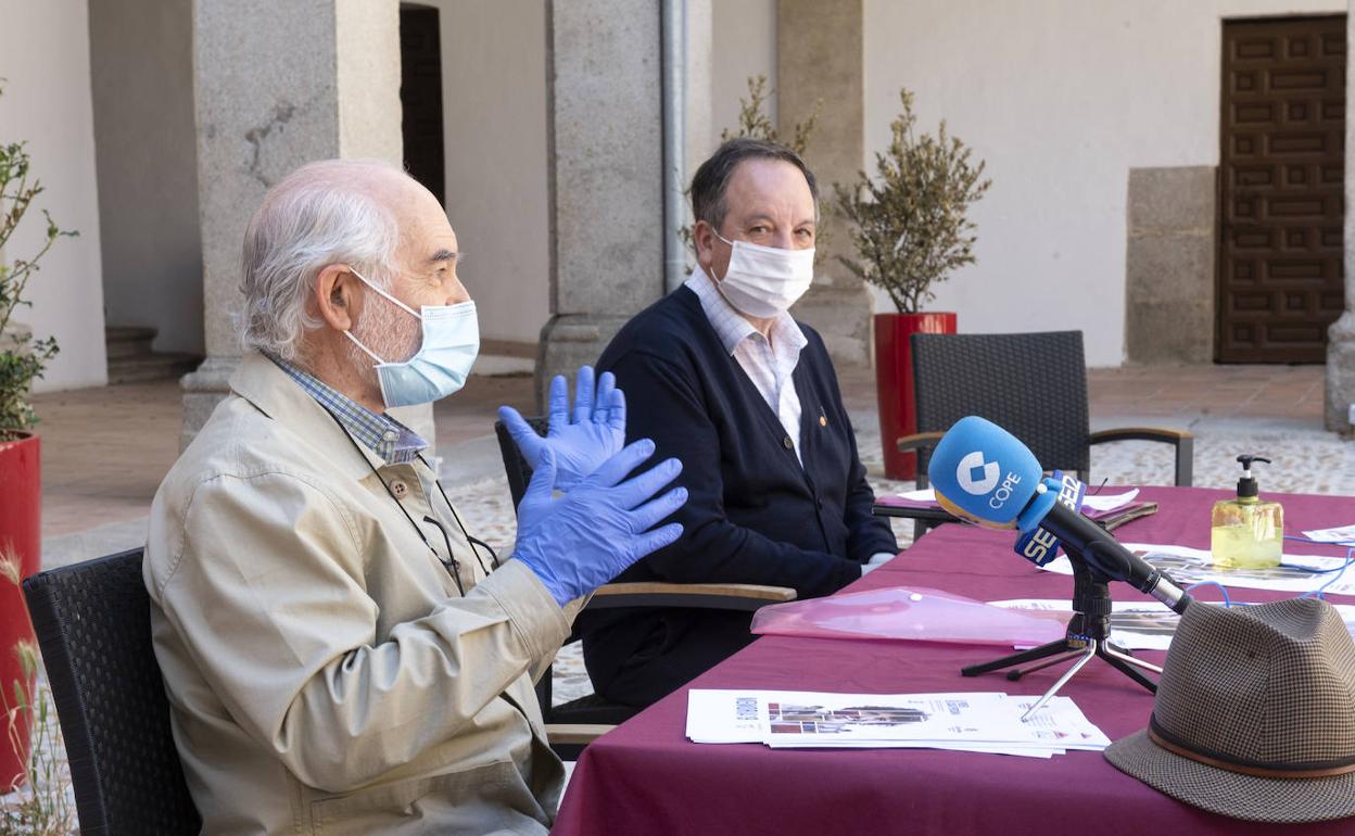 El director de Cáritas, Manuel Illana, relata la situación vivida. 
