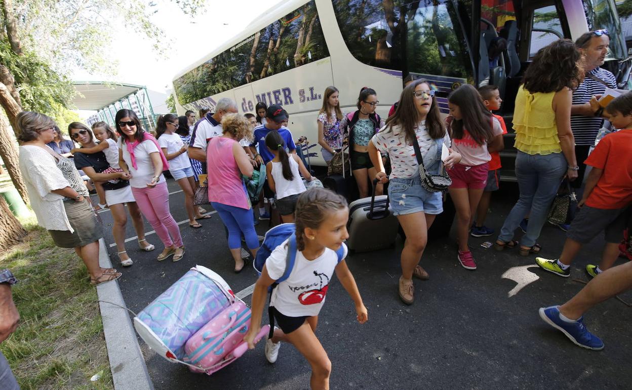 La Junta convoca 3.497 plazas este verano para actividades dirigidas a niños y jóvenes de Castilla y León