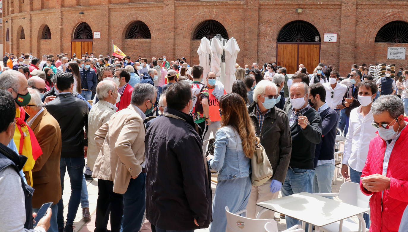 Más de treinta ciudades celebran en España concentraciones para reclamar ayudas y criterios claro para retomar los festejos organizadas por la la plataforma 'También somos cultura'