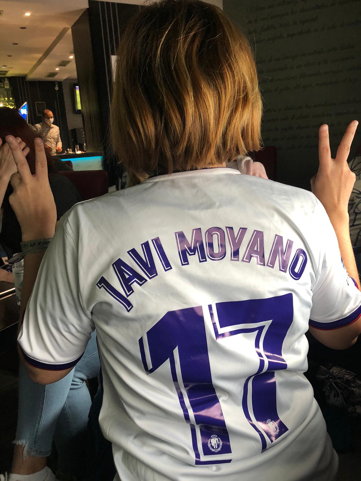 Vicepresidenta de la Peña Javi Moyano.