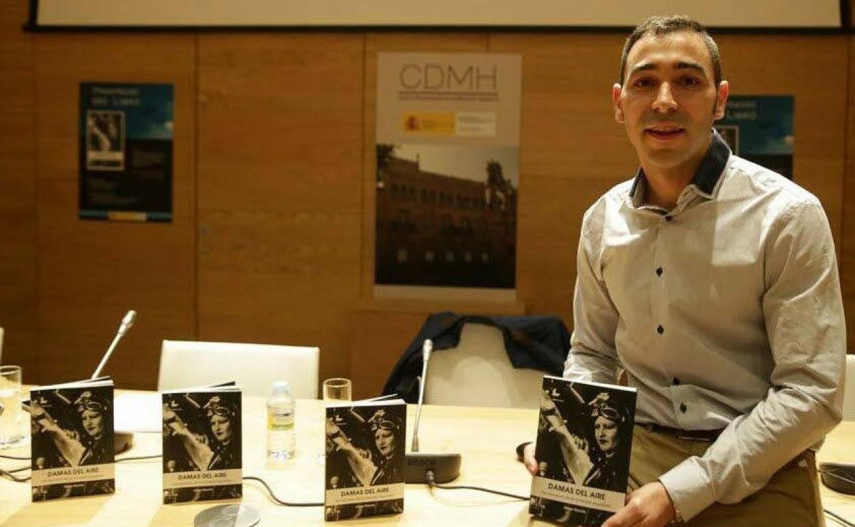 Jorge García, durante la presentación de uno de sus libros.