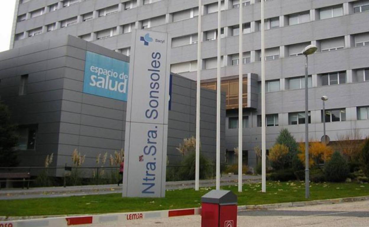 La Junta rectifica y aumentará la UCI de Ávila en 6 camas