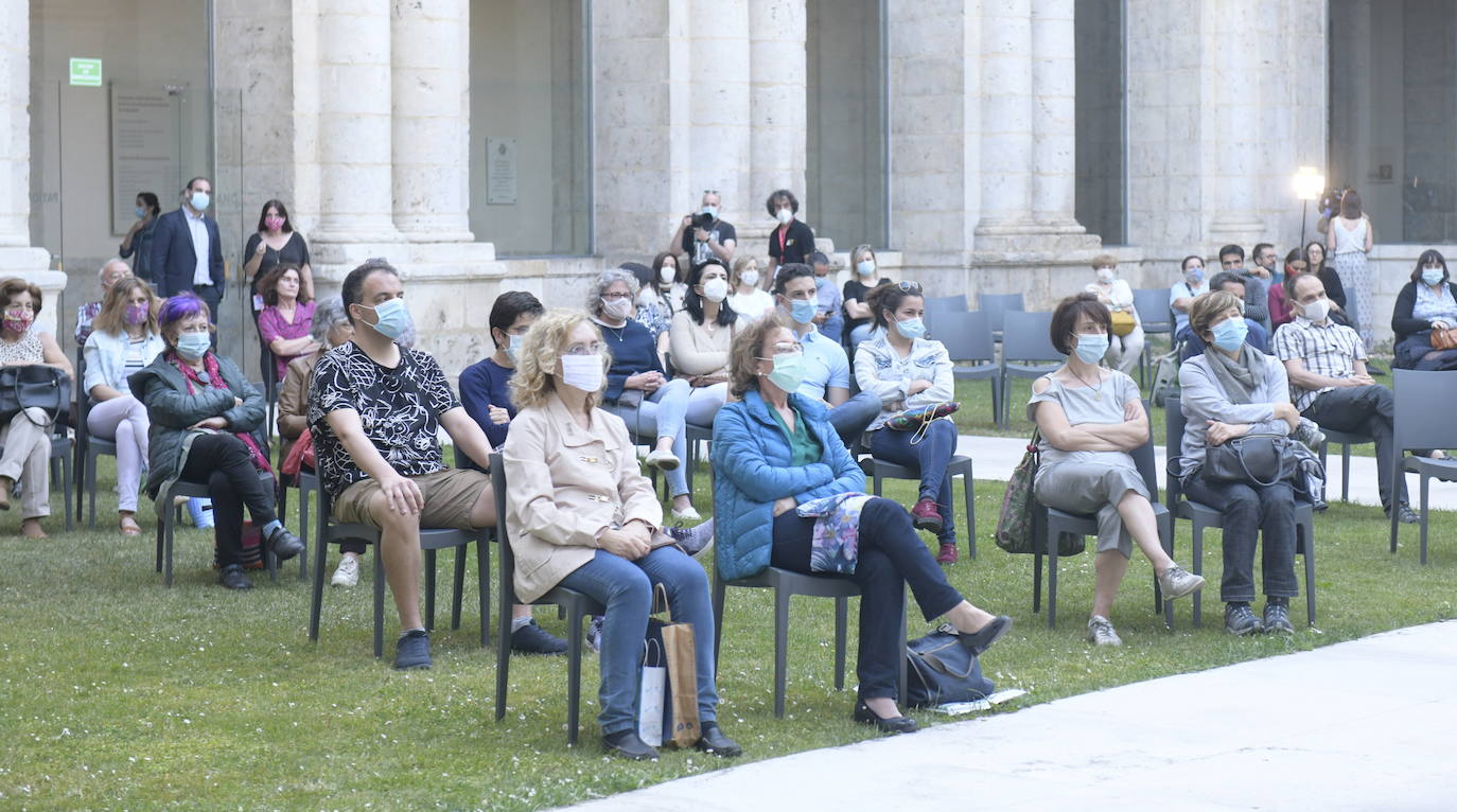 El guitarrista Raúl Olivar ha ofrecido esta tarde un concierto en el patio del museo. 