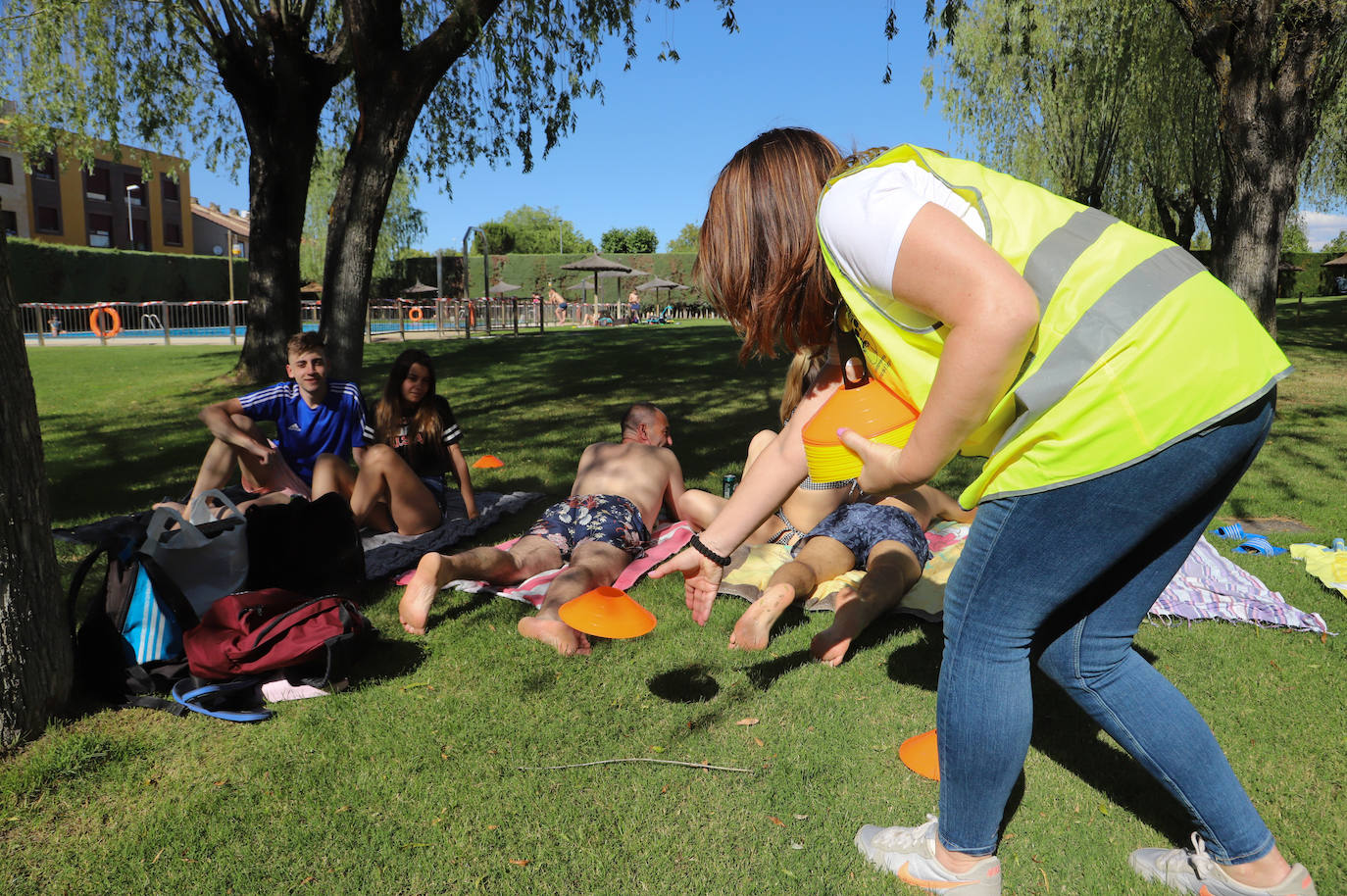 Fotos: Primer día de piscinas en Carbajosa de la Sagrada (Salamanca)