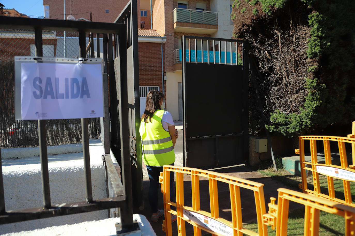 Fotos: Primer día de piscinas en Carbajosa de la Sagrada (Salamanca)