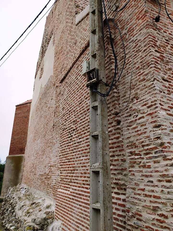 El rayo ha destrozado varias partes y elementos del templo vallisoletano. 