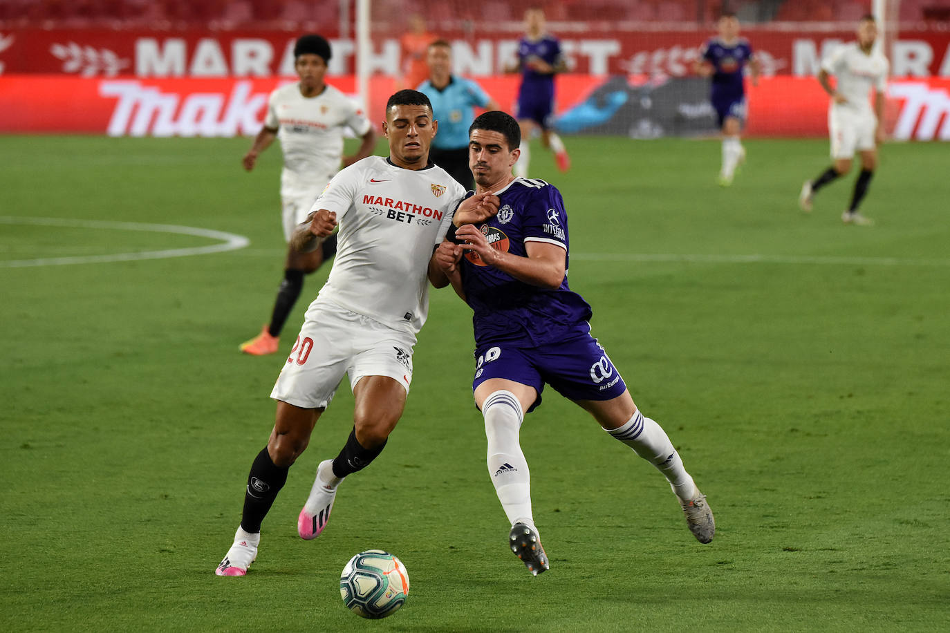 Olivas adelantó al Valladolid en la primera parte y Ocampos empató en un partido muy bien jugado por los blanquivioletas